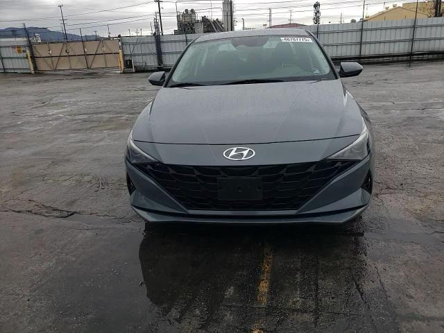 2022 Hyundai Elantra - Image 11