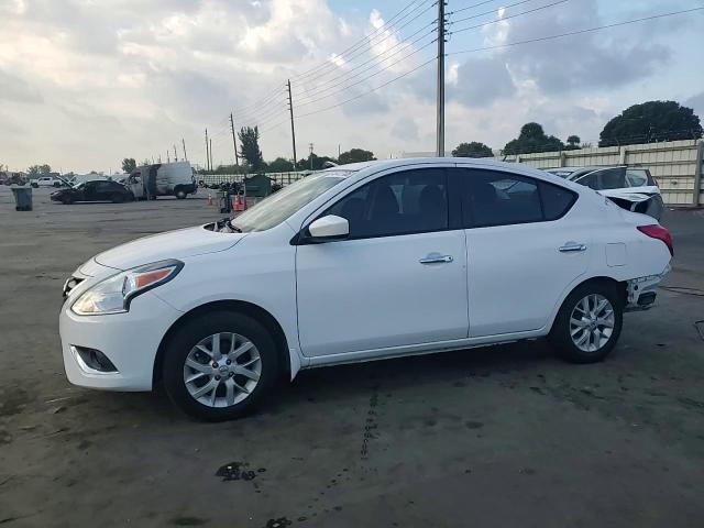 2017 Nissan Versa - Image 11