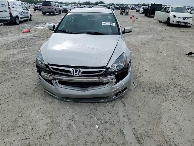 2006 Honda Accord - Image 11