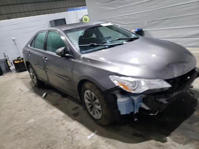 2017 Toyota Camry - Image 10