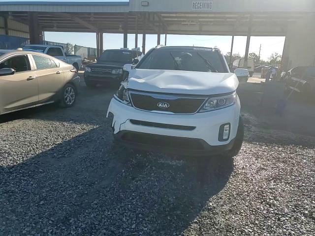 2015 Kia Sorento - Image 14