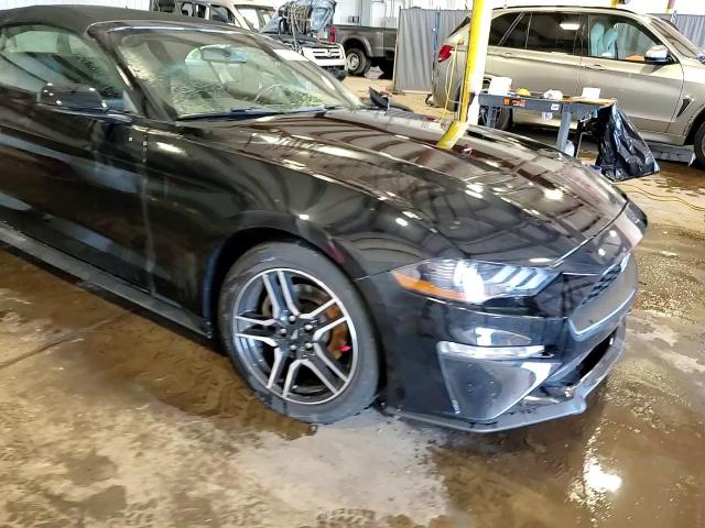 2019 Ford Mustang - Image 13