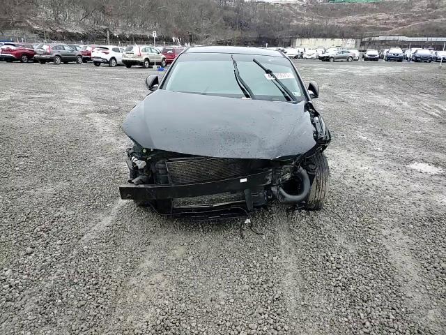 2018 Hyundai Elantra - Image 10