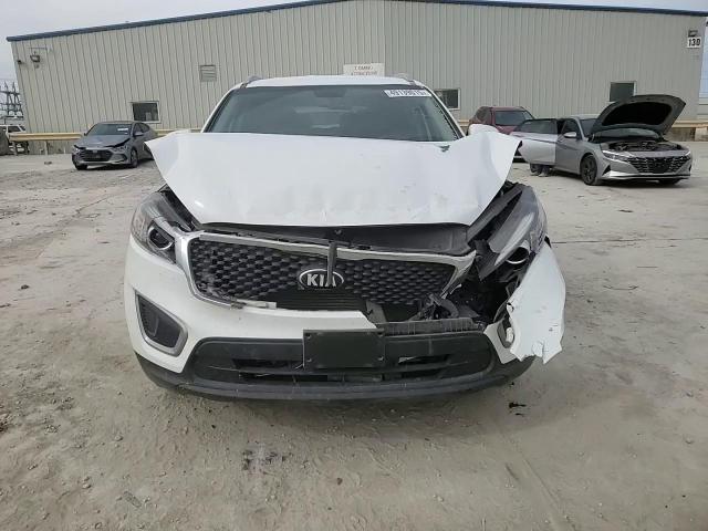 2018 Kia Sorento - Image 11