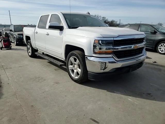2018 Chevrolet Silverado - Image 11