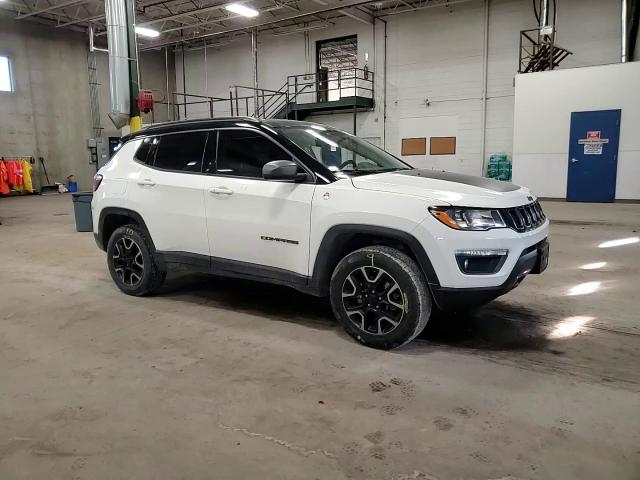 2019 Jeep Compass - Image 11