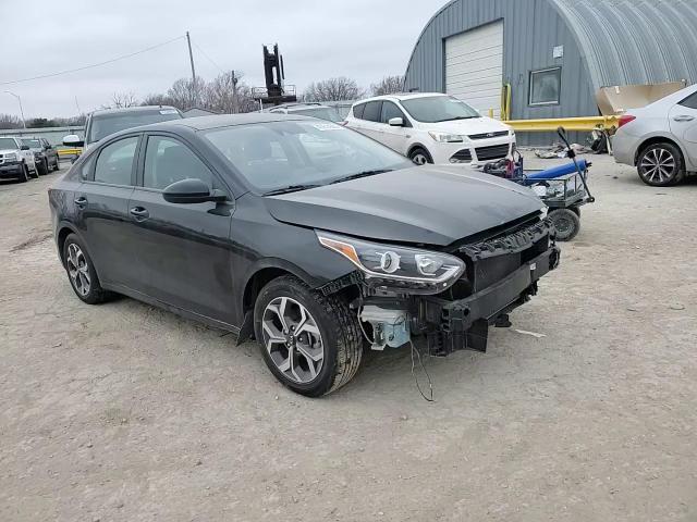 2021 Kia Forte - Image 11