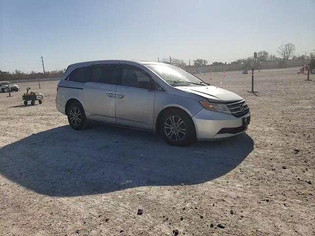 2012 Honda Odyssey - Image 11