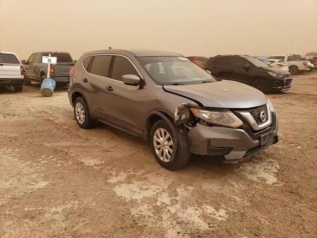 2017 Nissan Rogue - Image 12