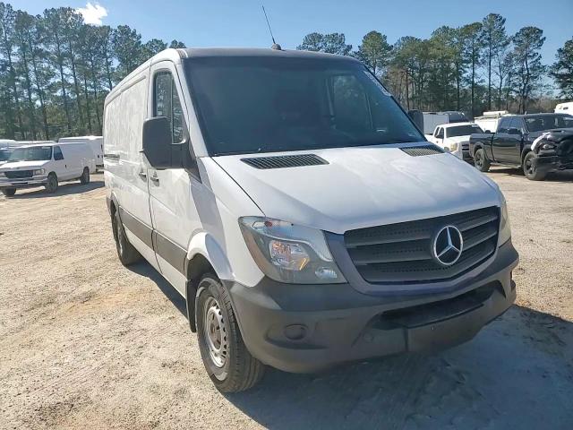 2016 Mercedes-Benz Sprinter - Image 12