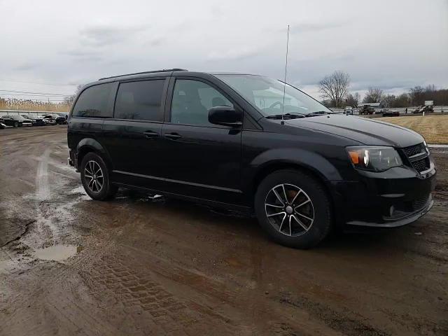 2018 Dodge Caravan - Image 11