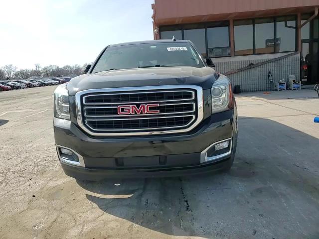 2017 GMC Yukon - Image 11