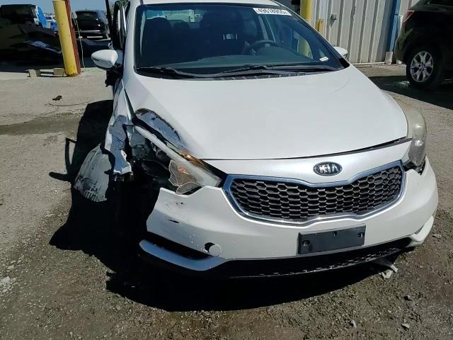 2016 Kia Forte - Image 14