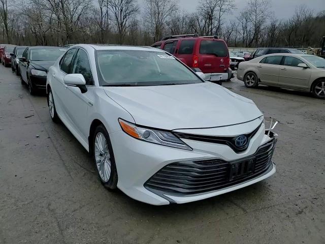 2019 Toyota Camry - Image 10