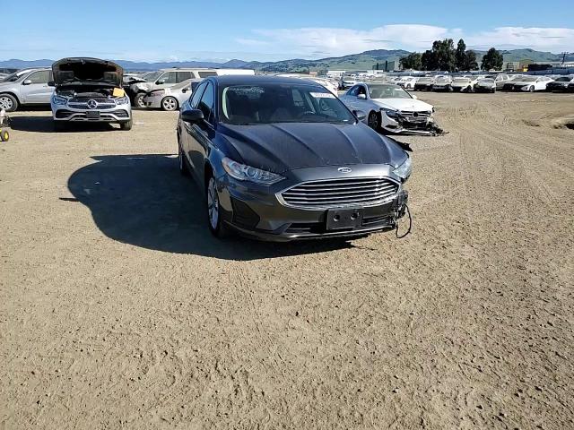 2019 Ford Fusion - Image 10