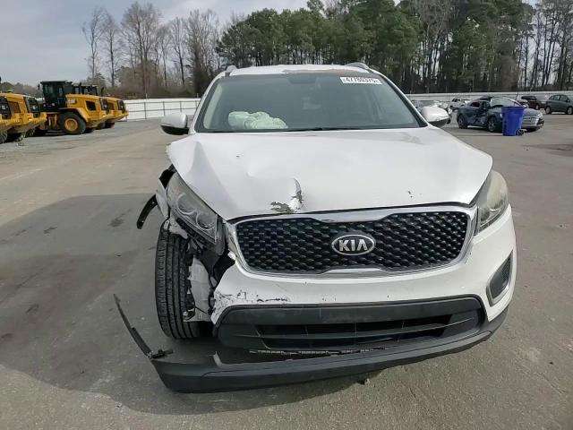 2016 Kia Sorento - Image 12