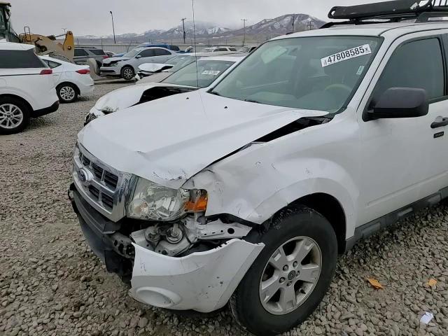 2011 Ford Escape - Image 12