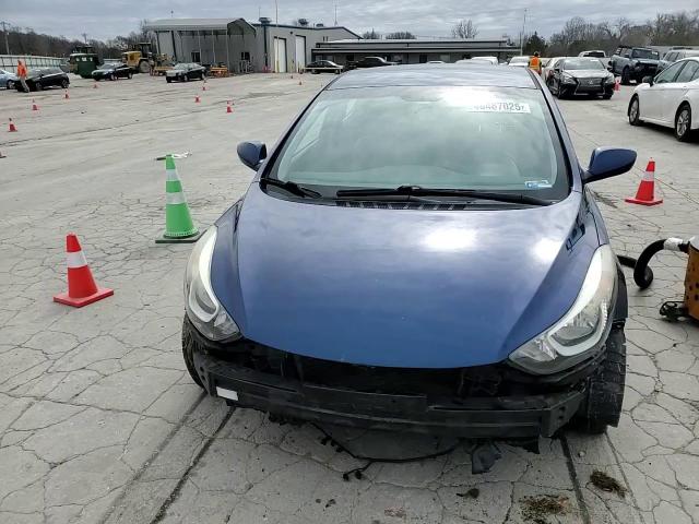 2016 Hyundai Elantra - Image 11