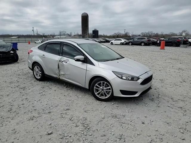 2017 Ford Focus - Image 11