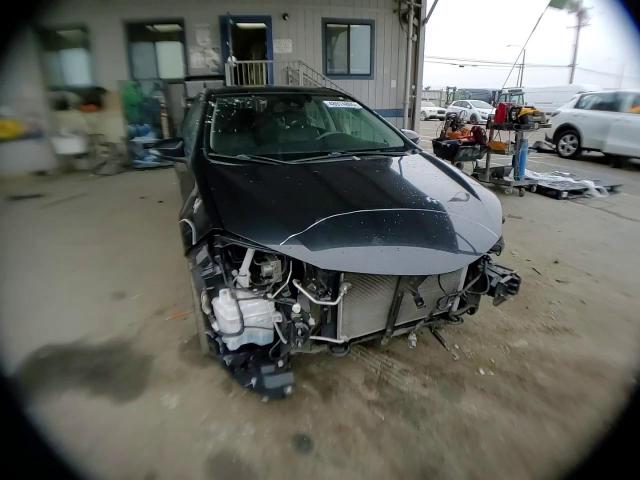 2018 Toyota Corolla - Image 11