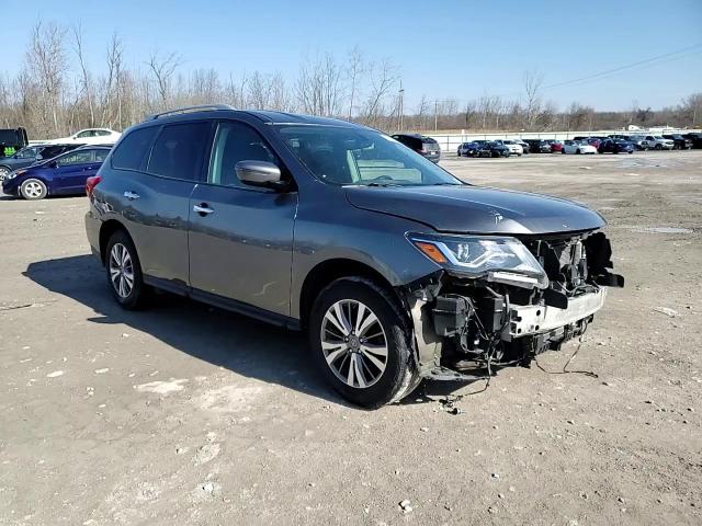 2018 Nissan Pathfinder - Image 15