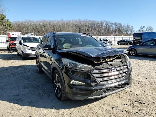 2016 Hyundai Tucson - Image 11