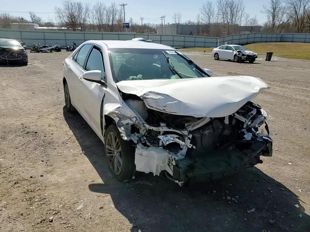 2016 Toyota Camry - Image 10