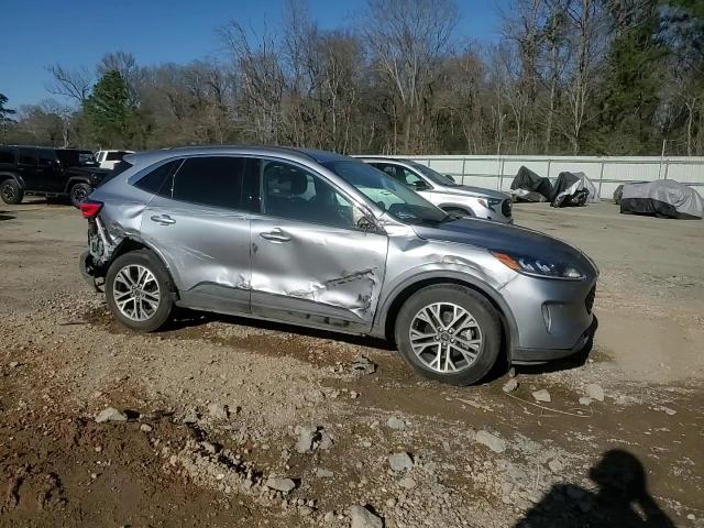 2022 Ford Escape - Image 14
