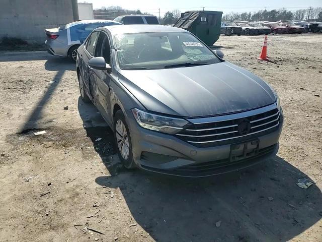 2019 Volkswagen Jetta - Image 11
