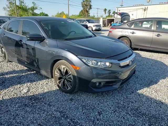 2018 Honda Civic - Image 11