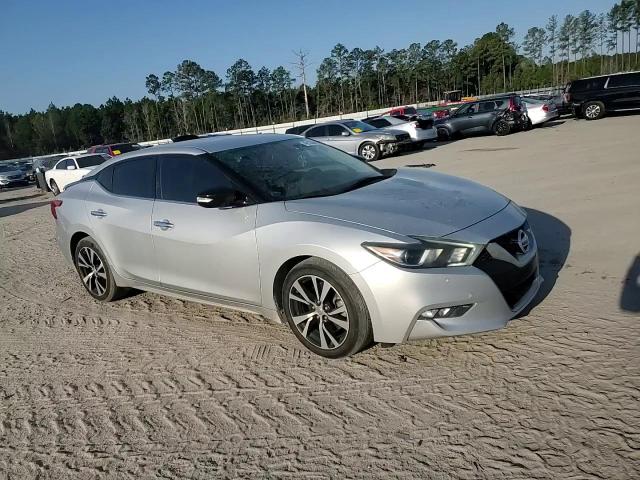 2017 Nissan Maxima - Image 10