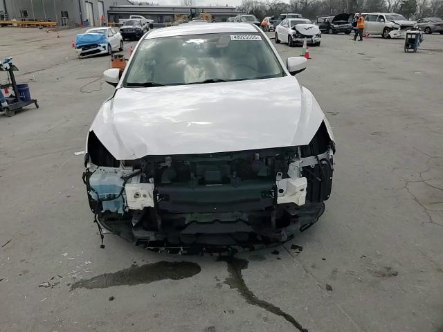 2017 Mazda 3 - Image 14