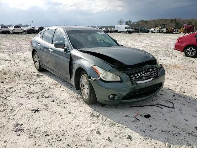 2012 Infiniti M - Image 11