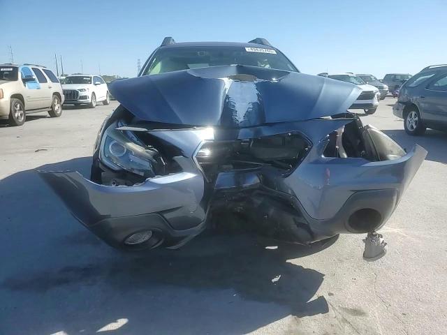 2018 Subaru Outback - Image 10