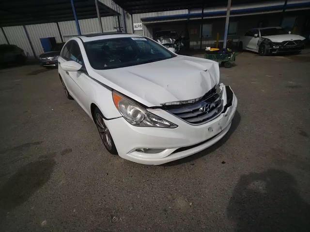 2013 Hyundai Sonata - Image 10