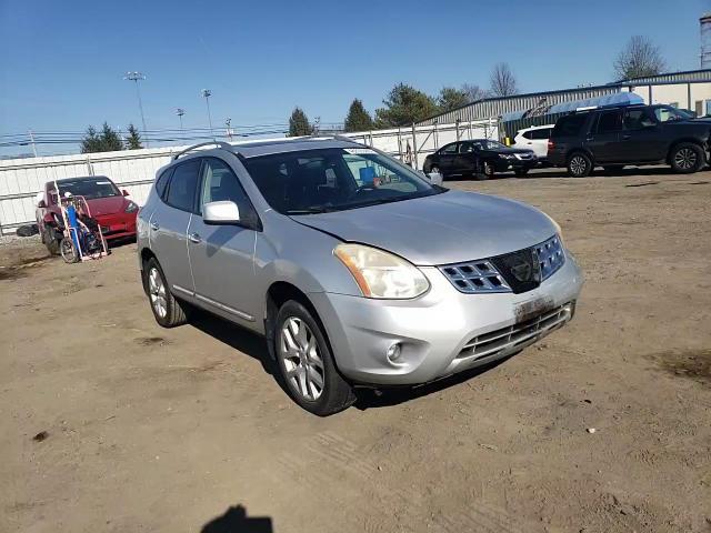 2011 Nissan Rogue - Image 12