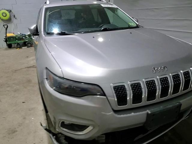2019 Jeep Grand Cherokee - Image 11