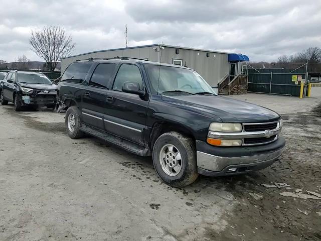 2003 Chevrolet Suburban - Image 12