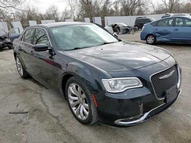 2018 Chrysler 300 Touring VIN: 2C3CCAAGXJH203890 Lot: 49540665