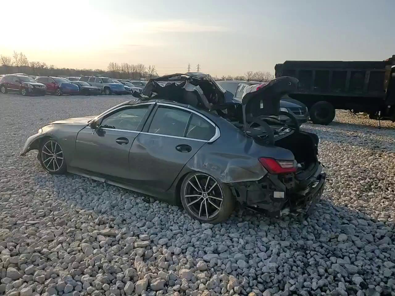 Фото: 3MW5R7J06L8B26955