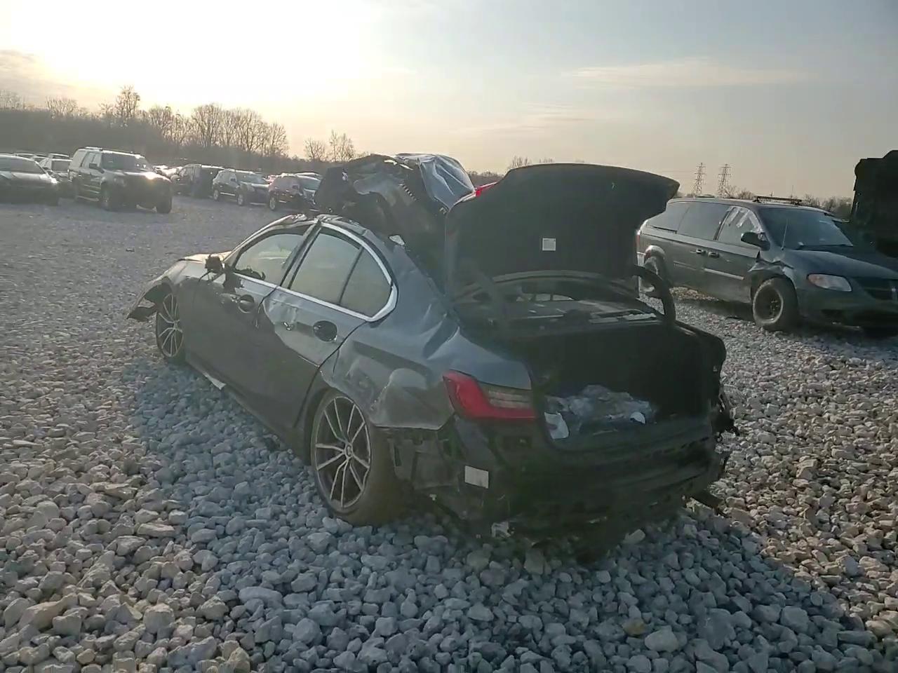 Фото: 3MW5R7J06L8B26955