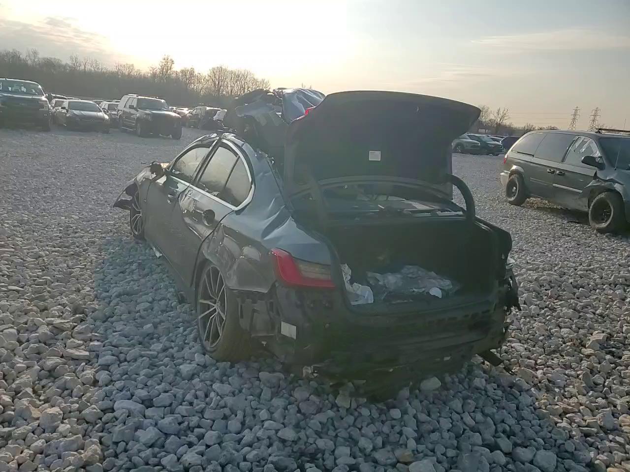 Фото: 3MW5R7J06L8B26955