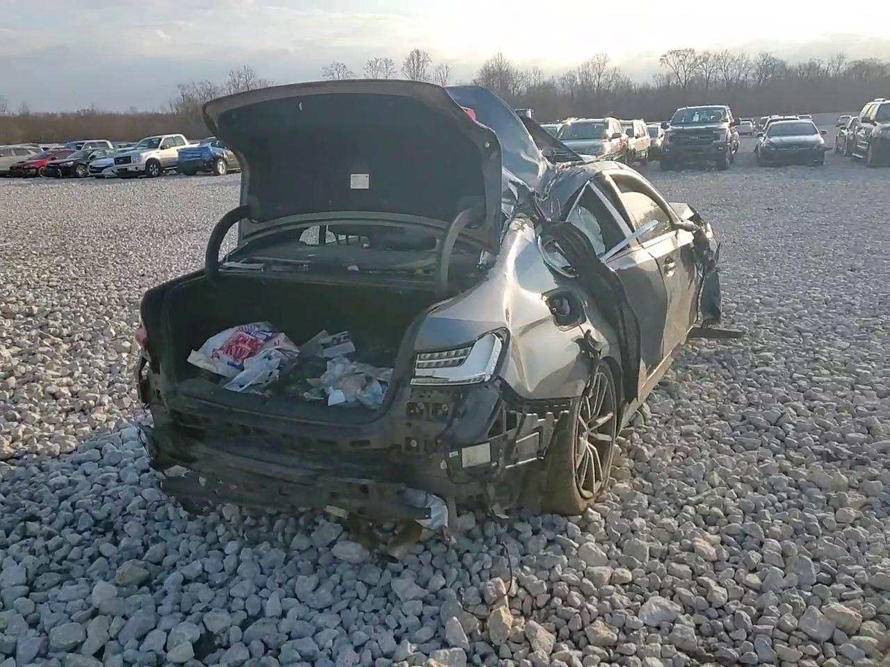 Фото: 3MW5R7J06L8B26955