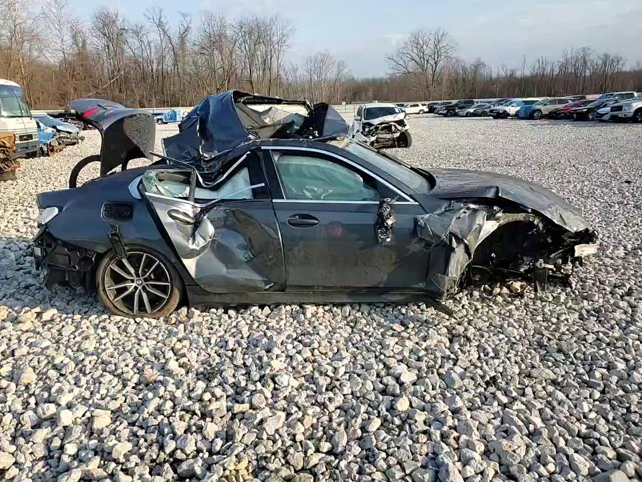 Фото: 3MW5R7J06L8B26955