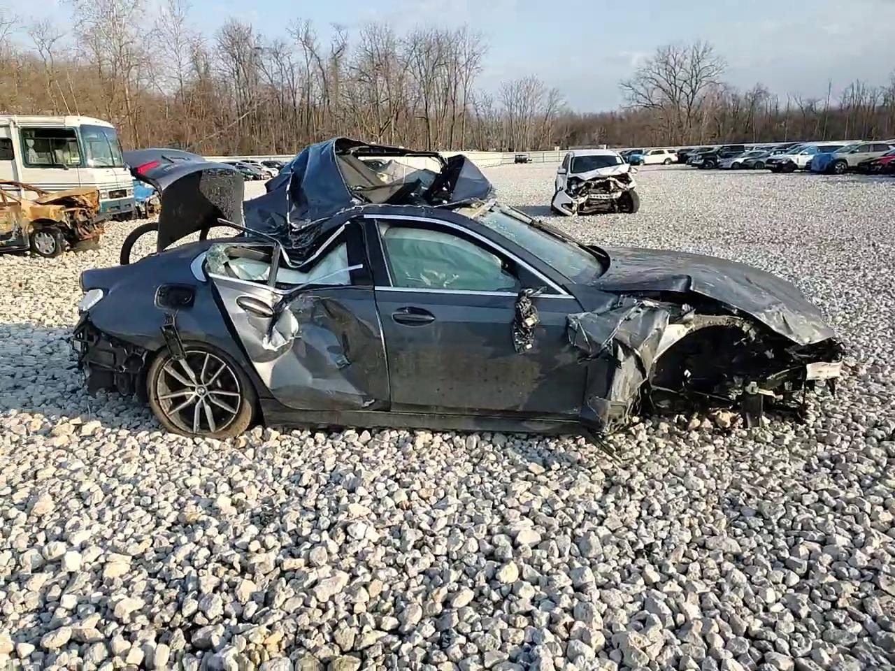 Фото: 3MW5R7J06L8B26955