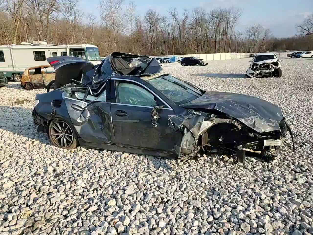 Фото: 3MW5R7J06L8B26955