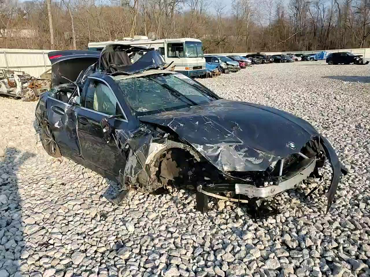 Фото: 3MW5R7J06L8B26955