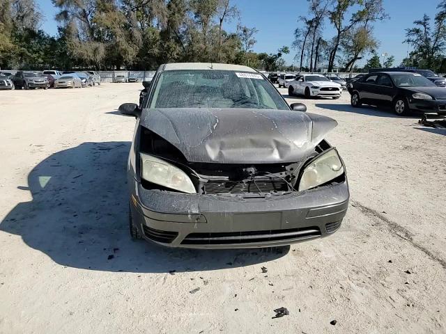 2006 Ford Focus - Image 10