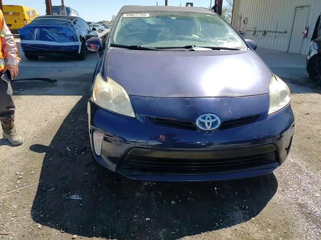 2012 Toyota Prius - Image 13