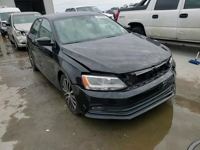2016 Volkswagen Jetta - Image 13
